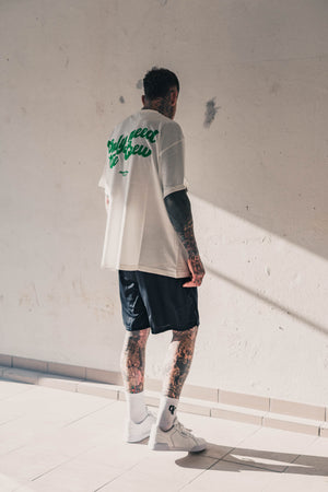 
                  
                    Laden Sie das Bild in den Galerie-Viewer, T-SHIRT &amp;quot;ONLY NEED THE CREW&amp;quot;
                  
                