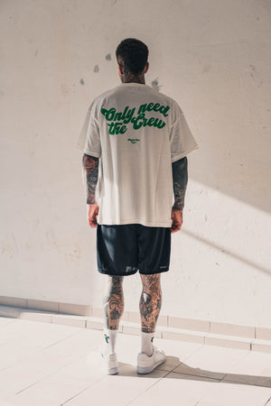 
                  
                    Laden Sie das Bild in den Galerie-Viewer, T-SHIRT &amp;quot;ONLY NEED THE CREW&amp;quot;
                  
                