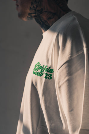 
                  
                    Laden Sie das Bild in den Galerie-Viewer, T-SHIRT &amp;quot;ONLY NEED THE CREW&amp;quot;
                  
                
