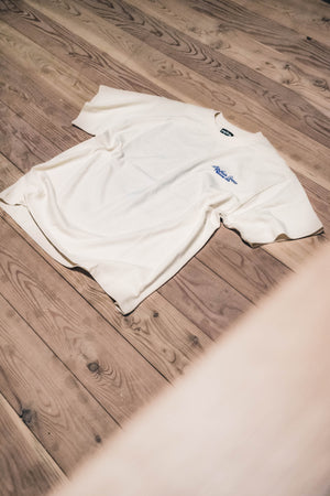 
                  
                    Laden Sie das Bild in den Galerie-Viewer, PORSCHE ART T-SHIRT
                  
                