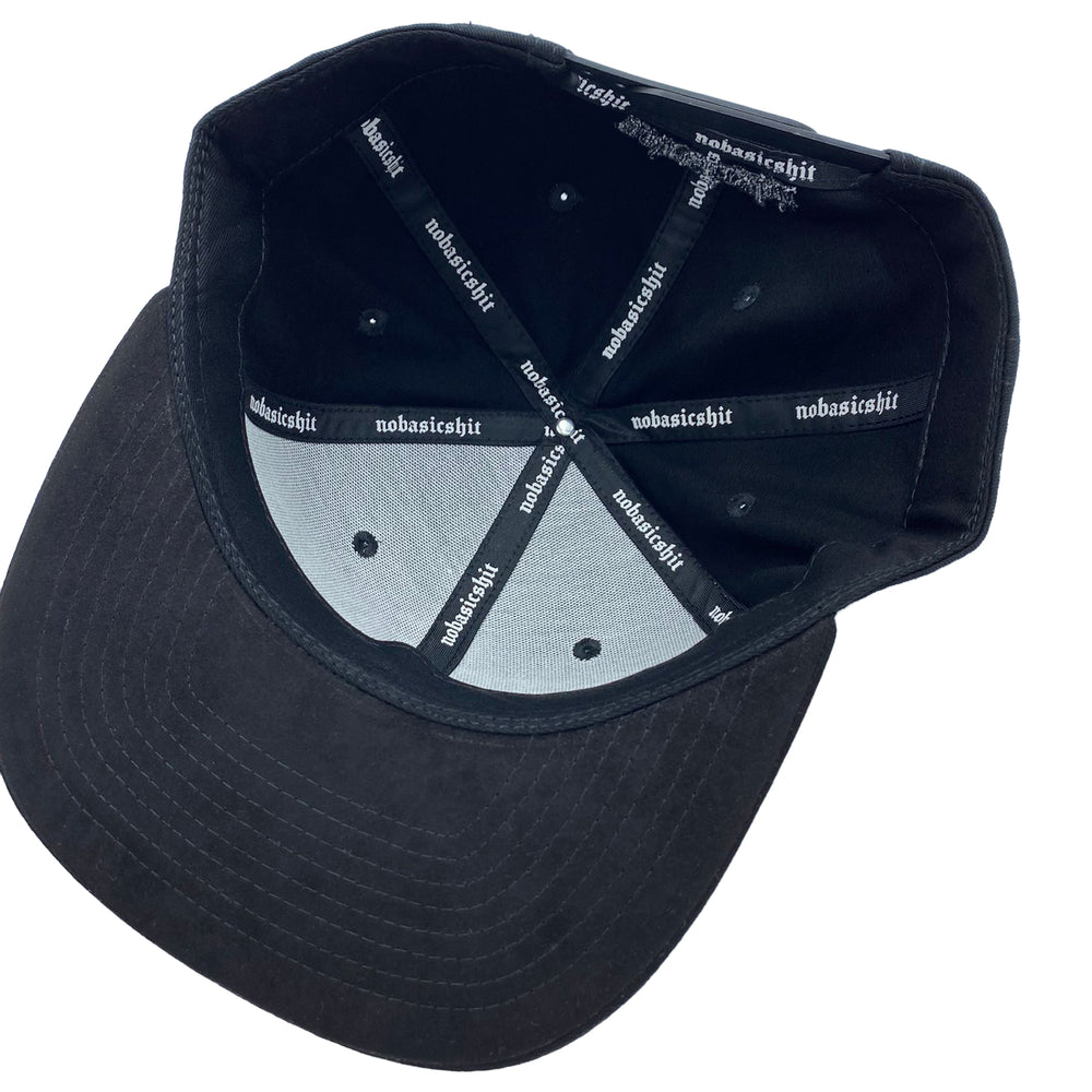 
                  
                    Laden Sie das Bild in den Galerie-Viewer, SNAPBACK ALLBLACK
                  
                